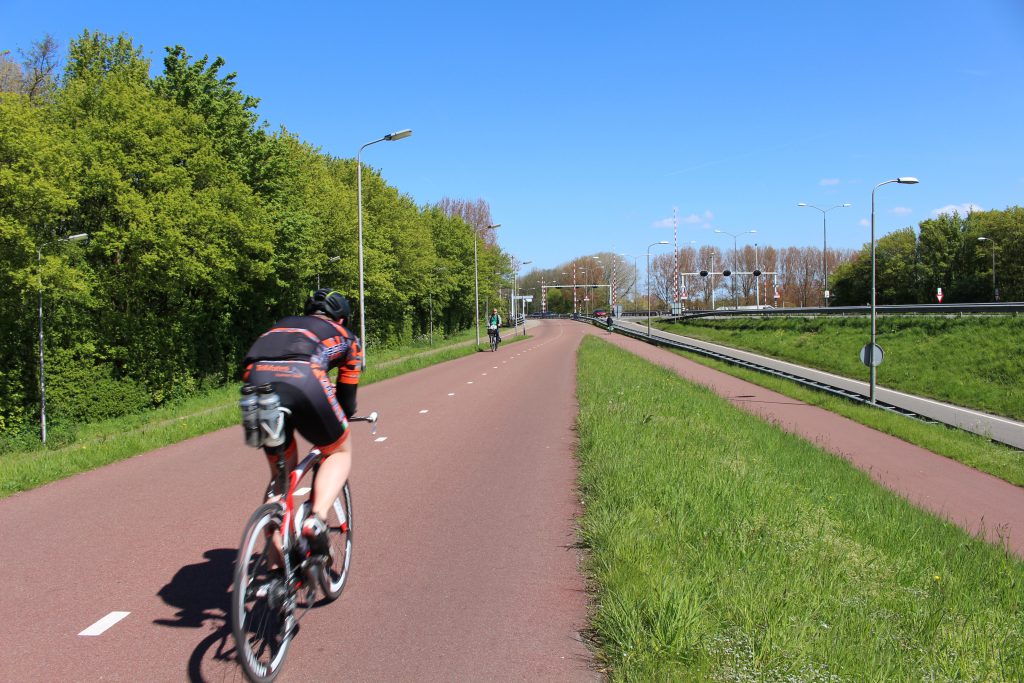 オランダ旅行記 全4回 ここまでやるか オランダの自転車道がすごい Terry Japan テリー ジャパン